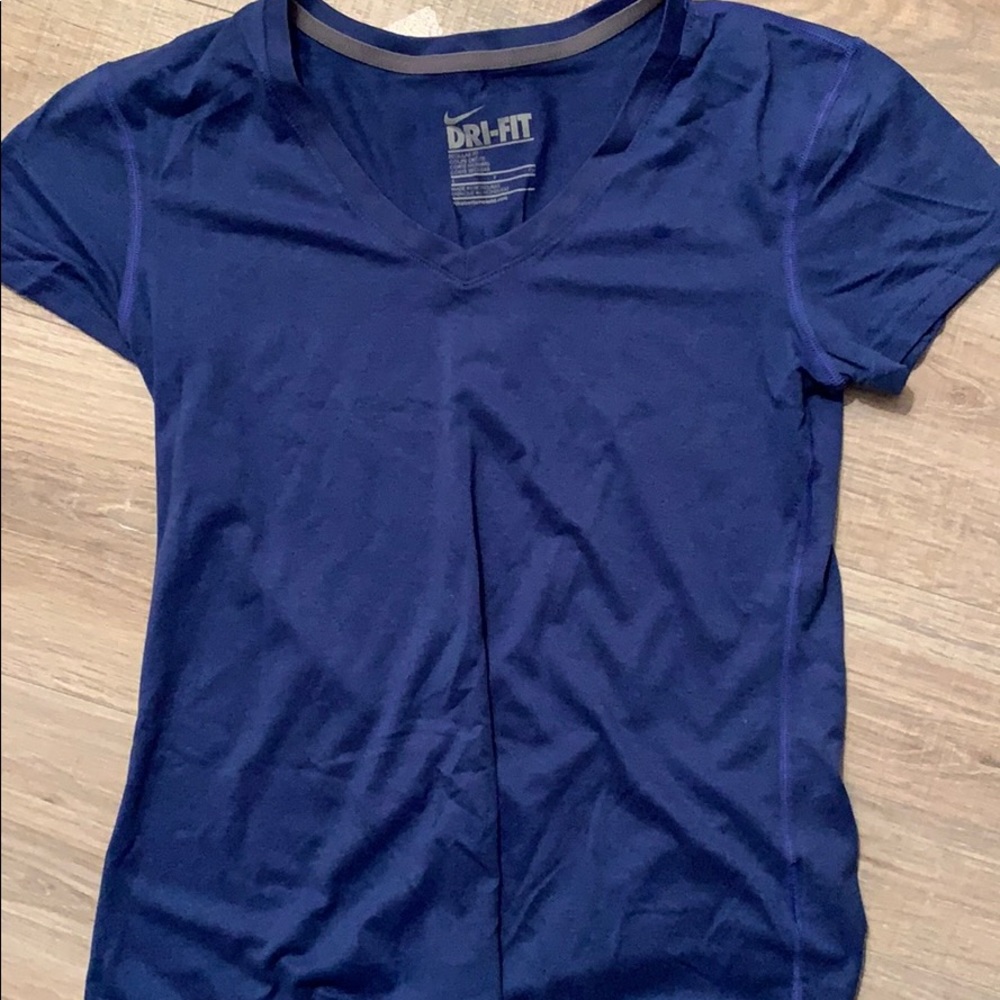 NIKE DRI-FIT